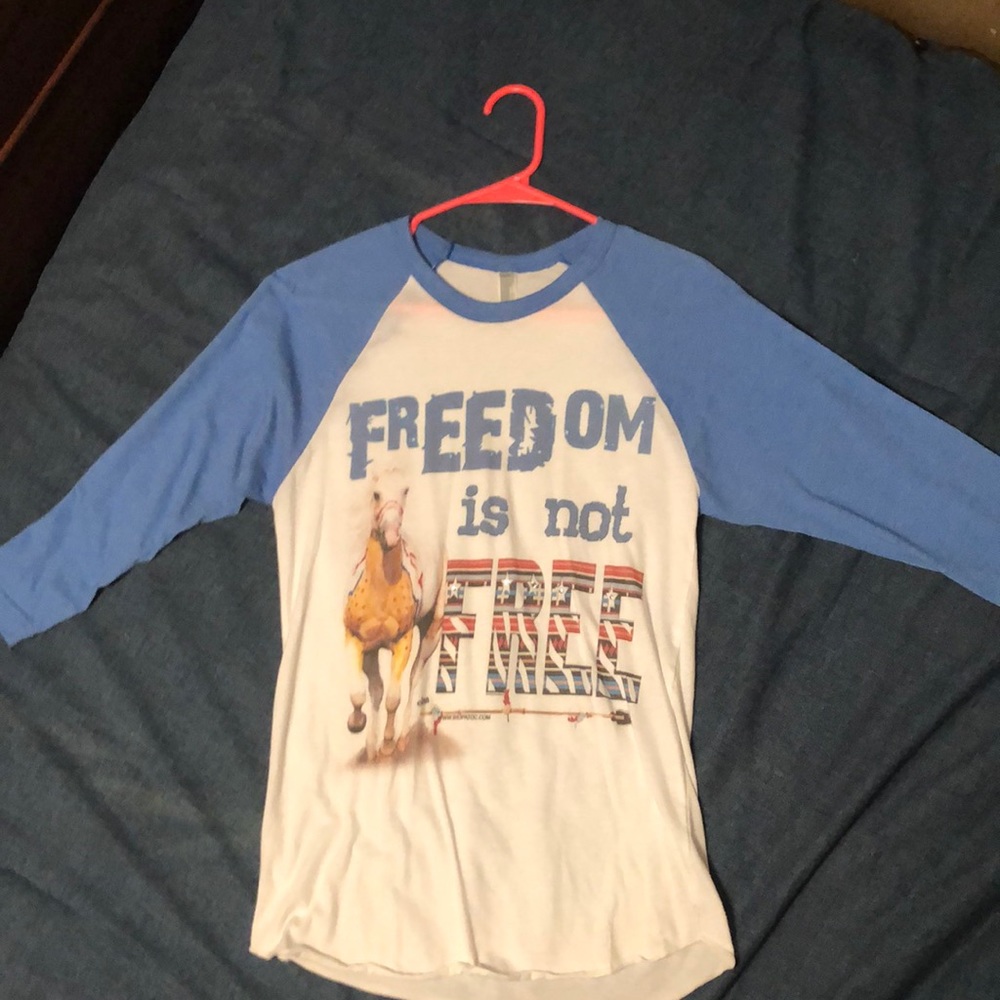 graphic tee with 3/4 length sleeves